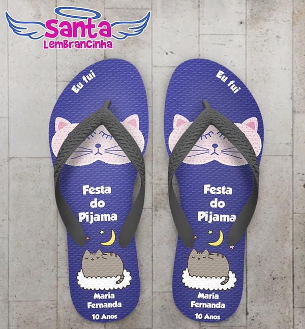 Chinelo Infantil Festa do Pijama, Gato Fundo Azul Personalizado COD 5457