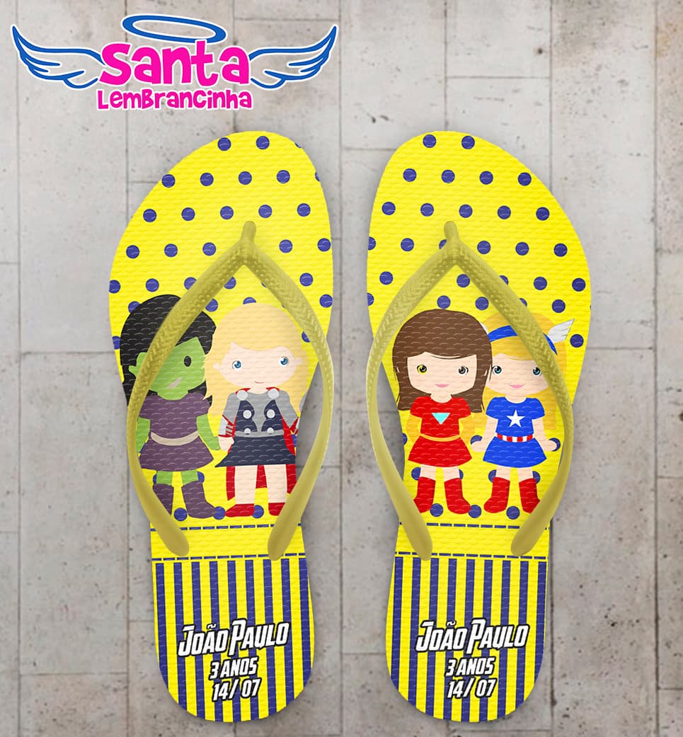 Chinelo Infantil Super heroínas Cute Fundo Amarelo com Bolinhas COD 5954