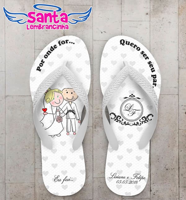 Chinelo Casamento Noivinhos Fundo de Corações Personalizado COD 5385