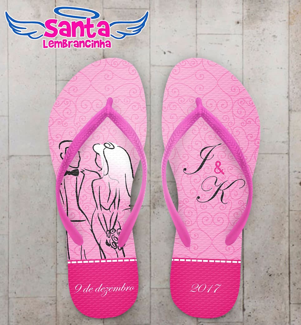 Chinelo Casamento Noivinhos com Fundo Rosa Personalizado COD 5359