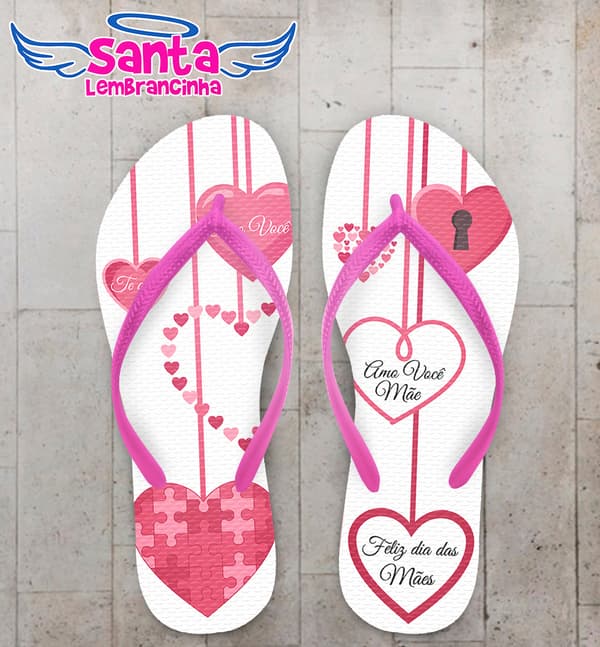 Chinelo Personalizado Dia das Mães com Corações Pendurados COD 6245