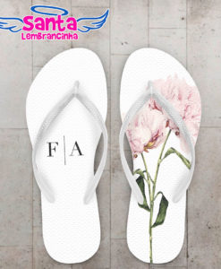 Chinelo casamento fundo branco com flor personalizado cod 5349